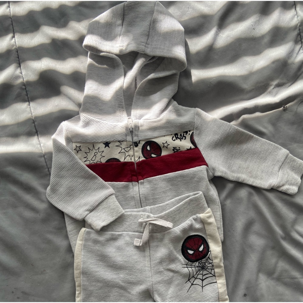 Baby Spider-Man sweatsuit